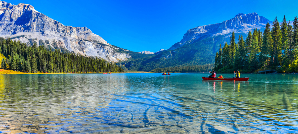 A picture of Emerald Lake Canada